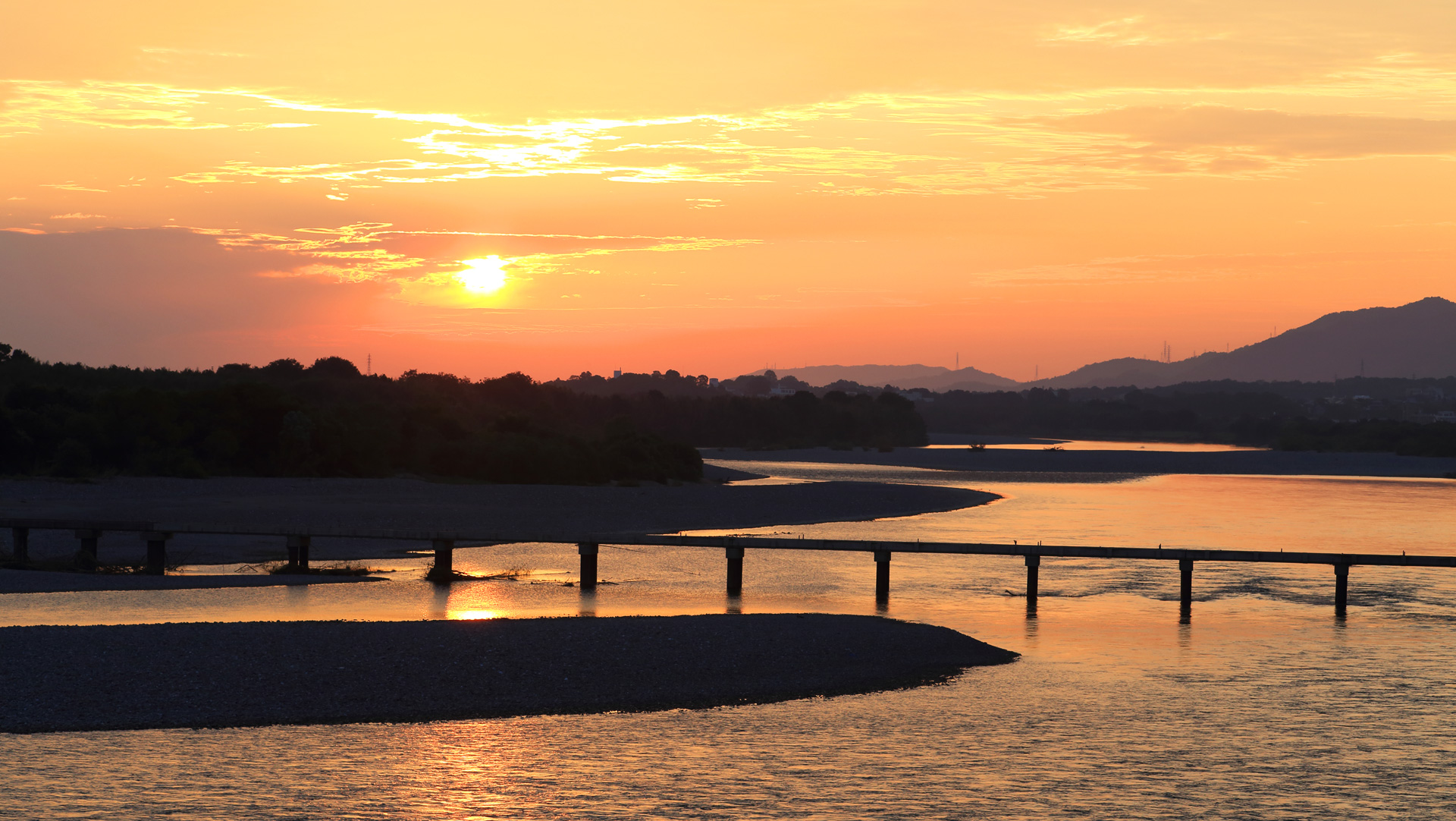 洋画 徳島県吉野川の風景 徳島県三好市 吉野川の風景 写真素材 [ 6593666 ] - フォト