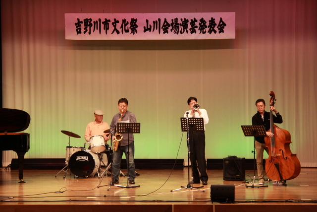 バンド演奏（オールウェイズ）