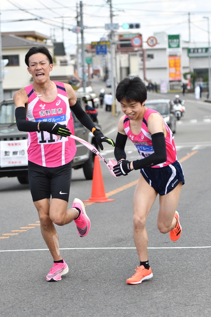 懸命のタスキリレー