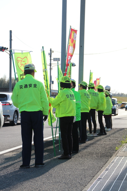 ドライバーに安全運転を呼び掛け