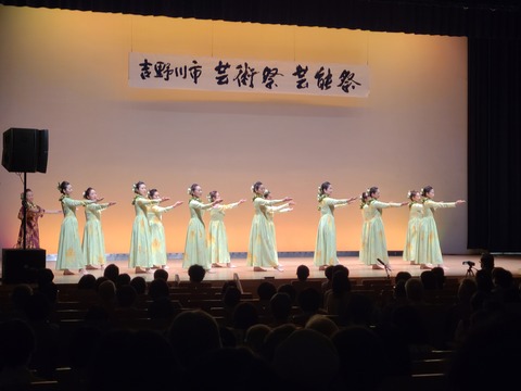 ハワイアンフラダンス